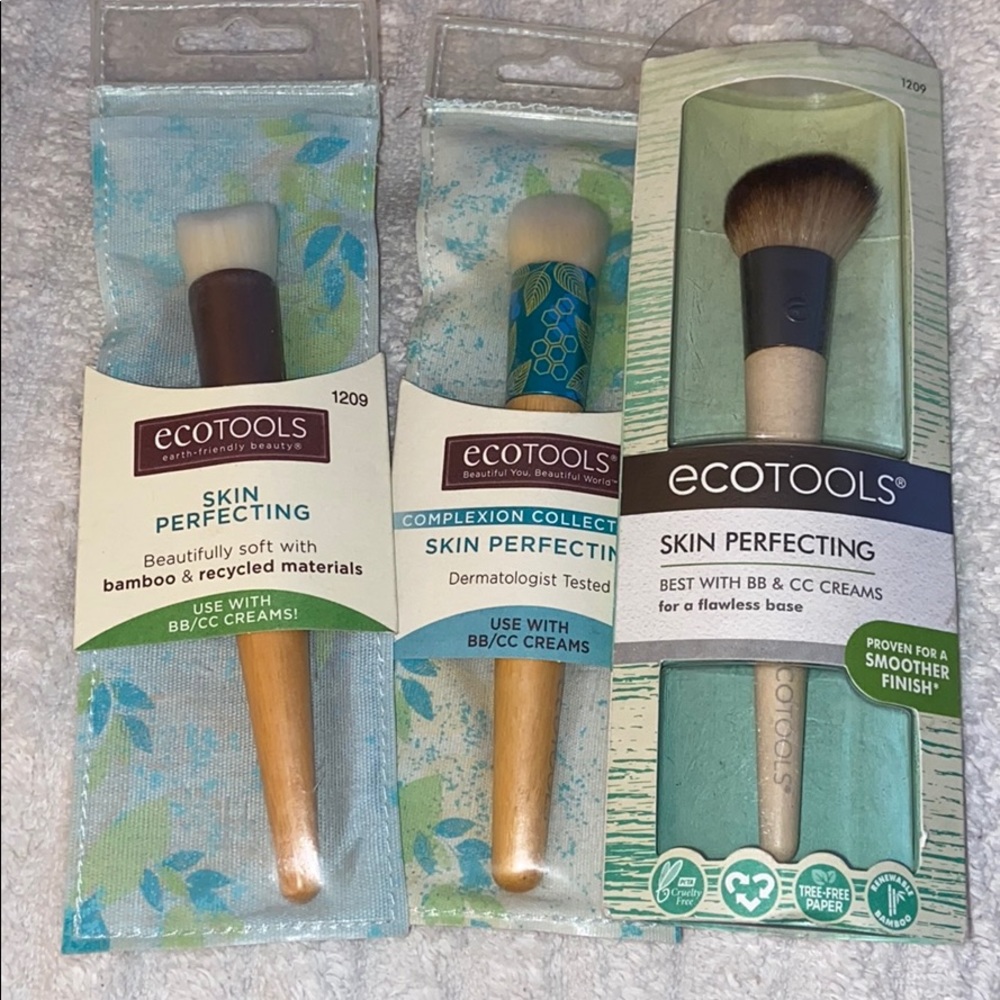 NIP, Lot of 3, ECOTOOLS Base Blending Brushes